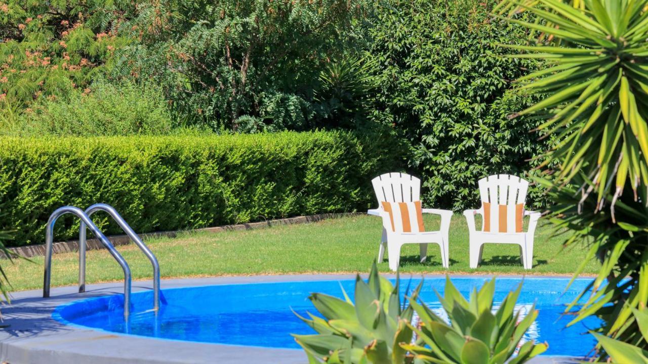 Country Leisure Motor Inn Дабо Екстериор снимка